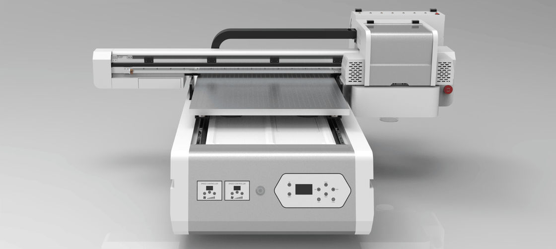Stampa a getto d'inchiostro UV a letto piatto Area stampabile fino a 600x900 mm Con rotaia guida THK